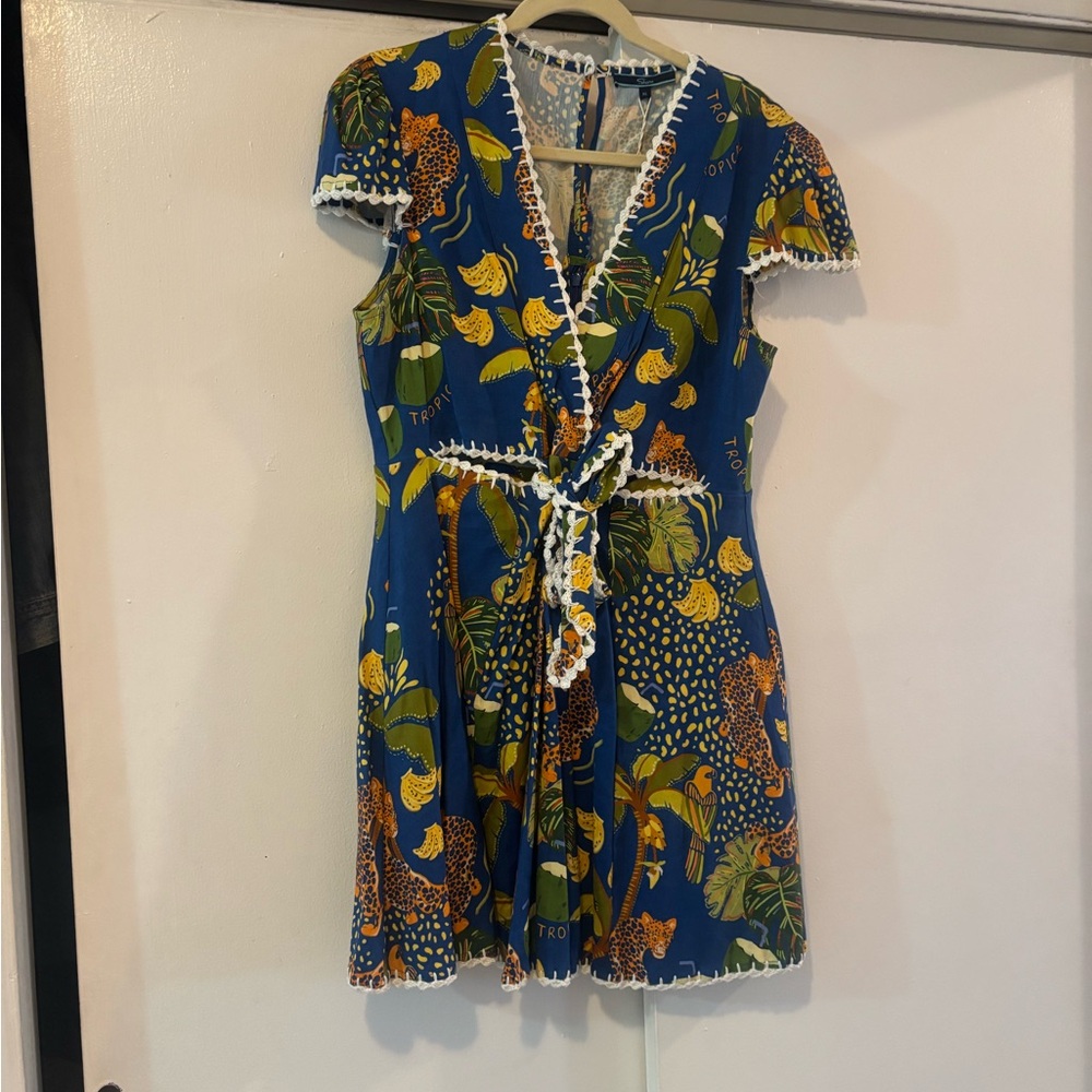 Tropical jungle print mini with cutouts